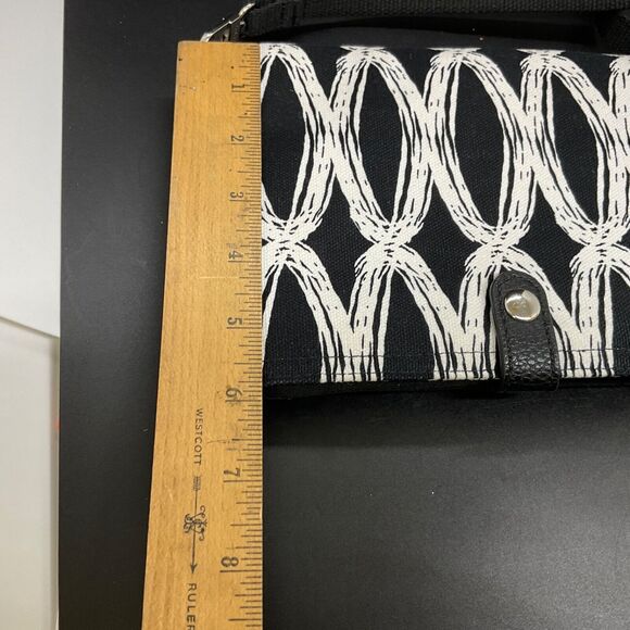Thirty-One Double Up Crossbody Black Links Black & White Detachable Strap EUC - Picture 2 of 15